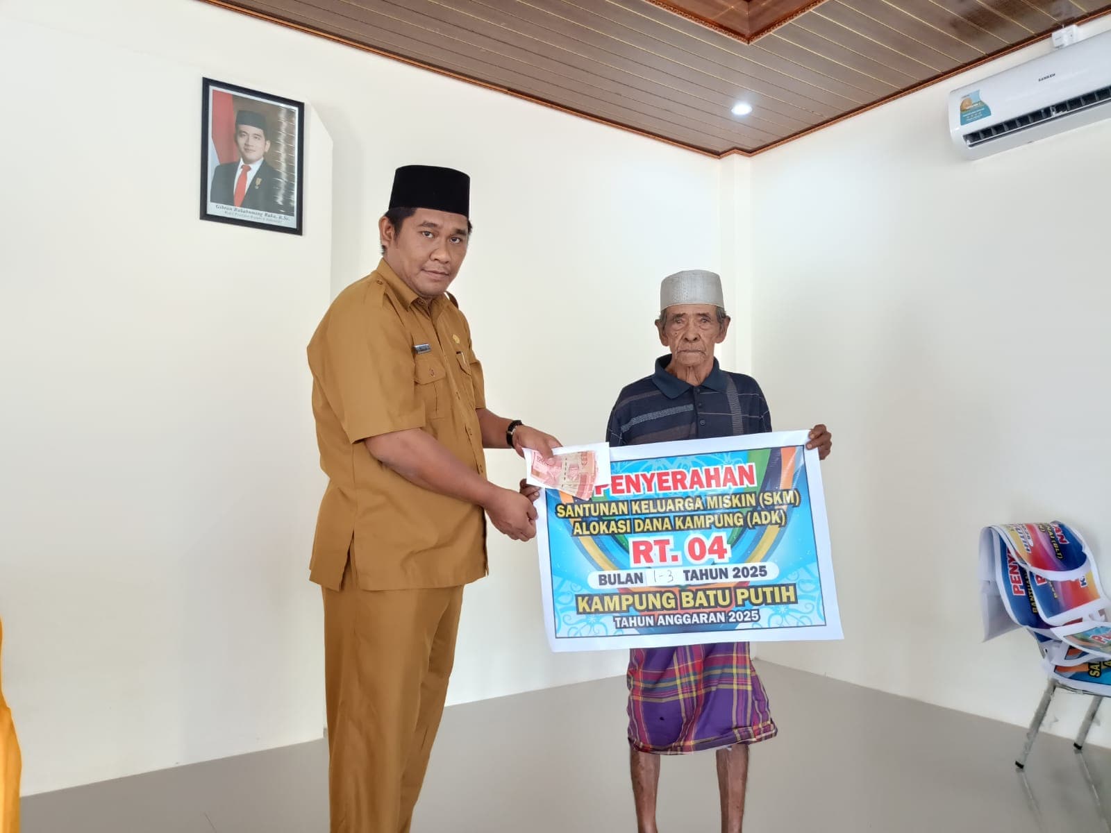 bafdf691-08b0-4a5d-9c3d-8ece7a4d5341